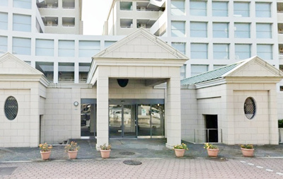 【外観】 | ジークレフ西宮武庫川館 オリーブ館 | 生活施設が近隣にあり大変便利な立地