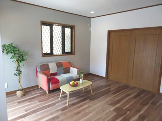 【居間・リビング】 | 川西市鴬台２丁目29の46　中古ー戸建て