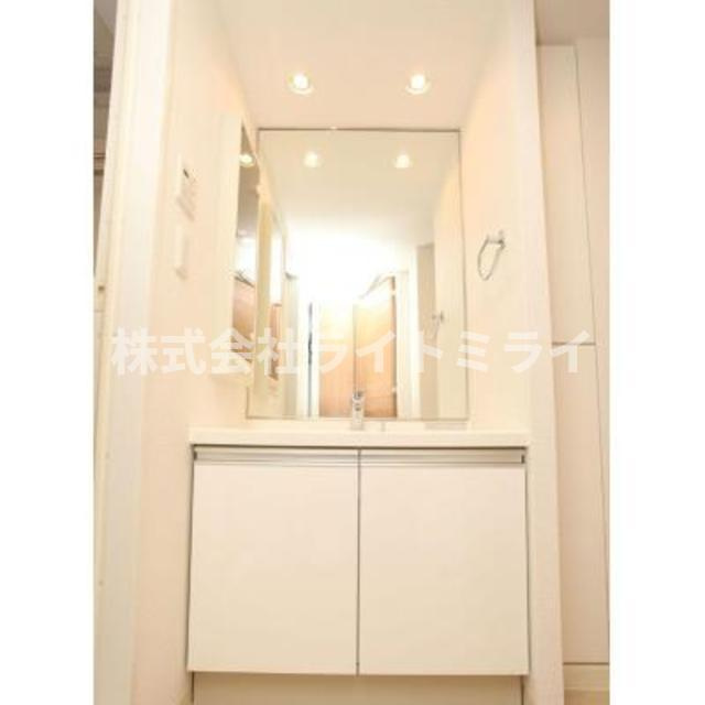 パークアクシス御茶ノ水ステージの玄関|※写真は同タイプ住戸です。 