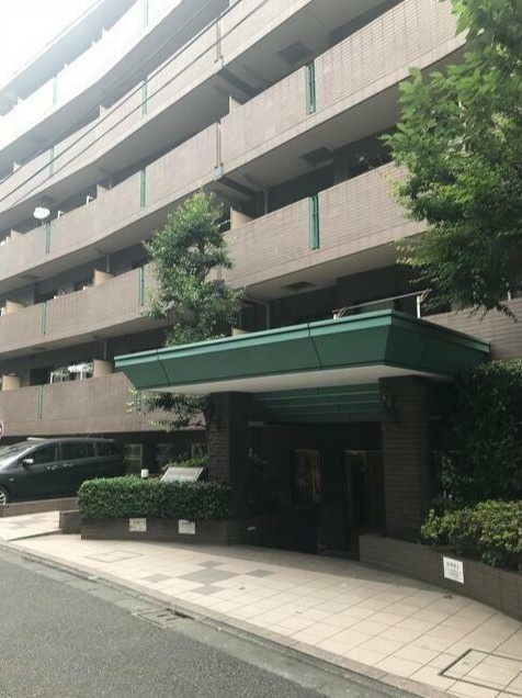 シルフィード南平台Ｃのエントランス