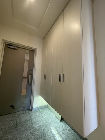 サーパス本町のその他|下足入れです