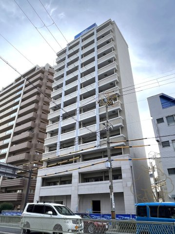 レオンコンフォート十三