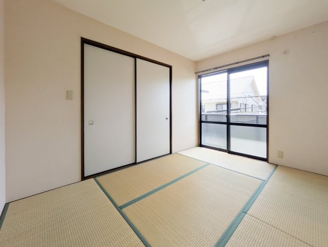 メイプルタウンC棟の和室