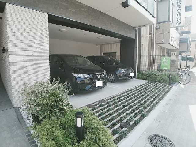 ペニーレインの駐車場