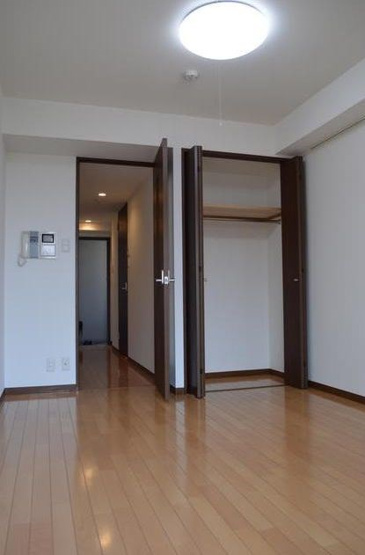 【寝室】リクレイシア八丁畷