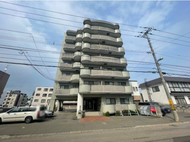 INOVE豊平公園（旧ジュネス美園）