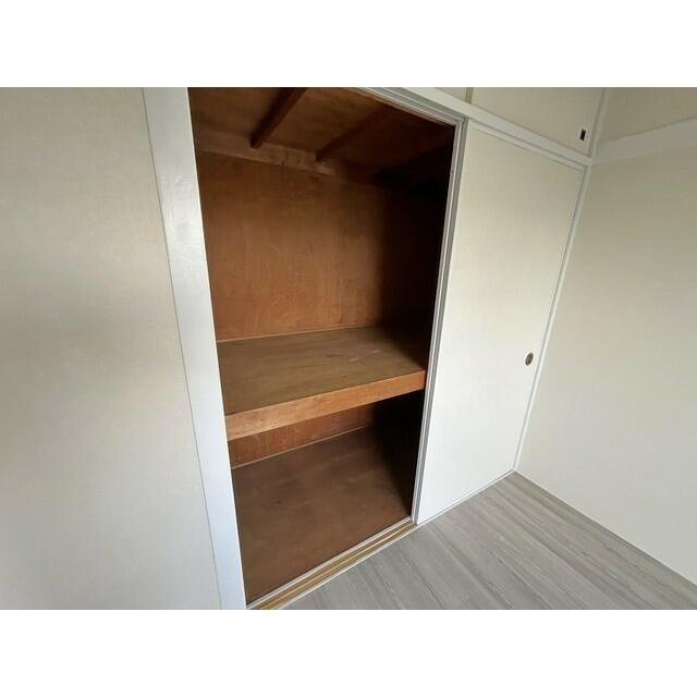 六高ハイツの収納
