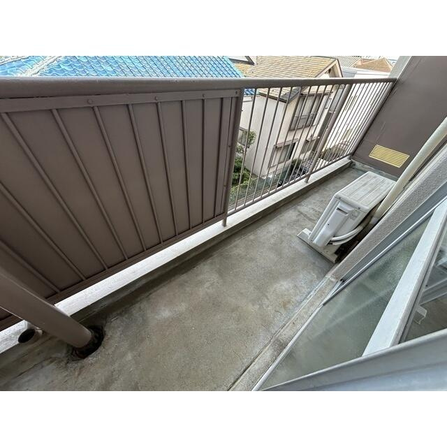 六高ハイツのバルコニー