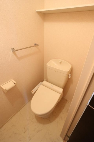 ビューラーＣのトイレ|落ち着いたトイレです(参考写真です)