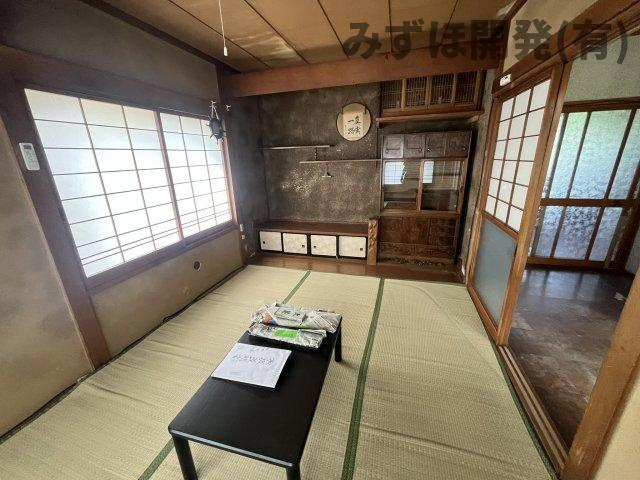 天童市大字干布126番3の居間・リビング
