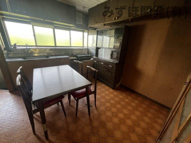 天童市大字干布126番3のキッチン