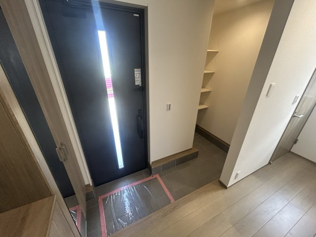 千葉市若葉区加曽利町の玄関