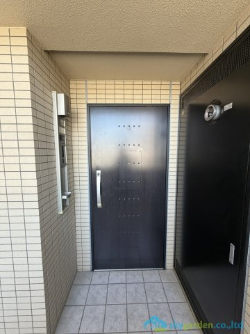 ライフレビュー本厚木フォートレスの玄関