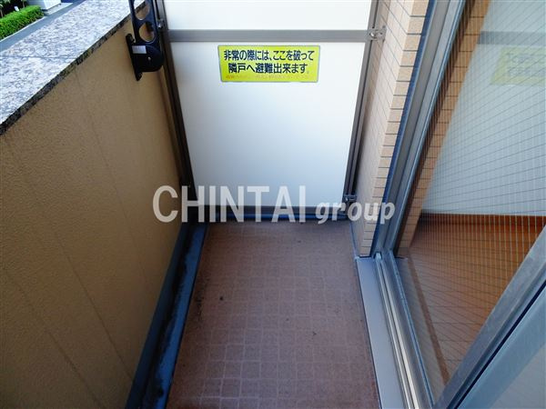 スカイコート幡ヶ谷のバルコニー
