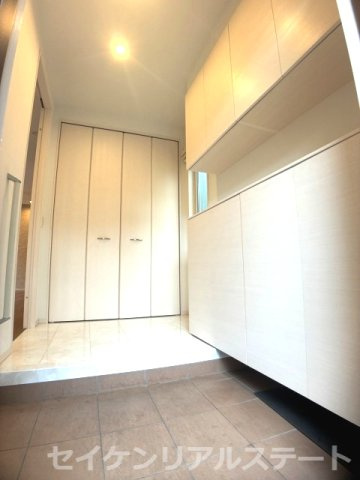 光が丘２丁目　中古戸建の玄関