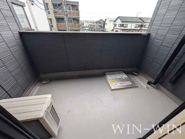 D-avance柱六番町 Ⅲのバルコニー