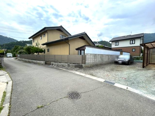 土地　長野市松代町西条の前面道路含む現地写真|前面道路から入口にむかって撮影
