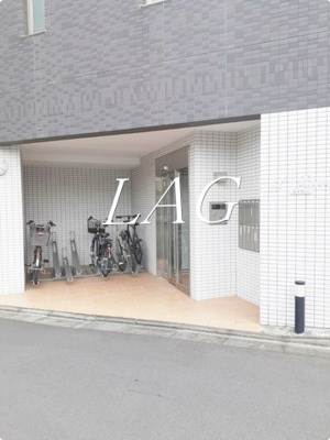 【エントランス】 | エルリバー | エントランスです。