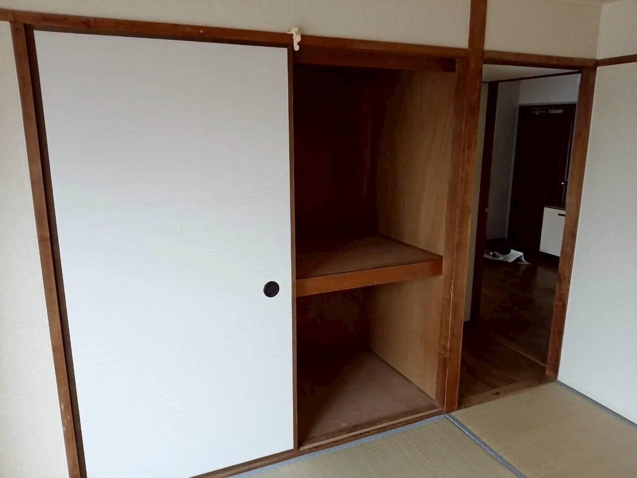 千里ハイツの収納