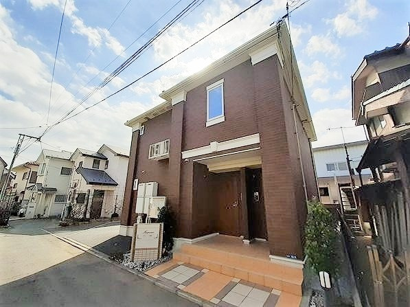 茅ヶ崎市出口町のアパート