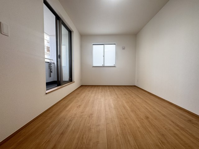 宜野湾市大謝名1丁目（全2棟）ラストA号棟の洋室|※同仕様写真です