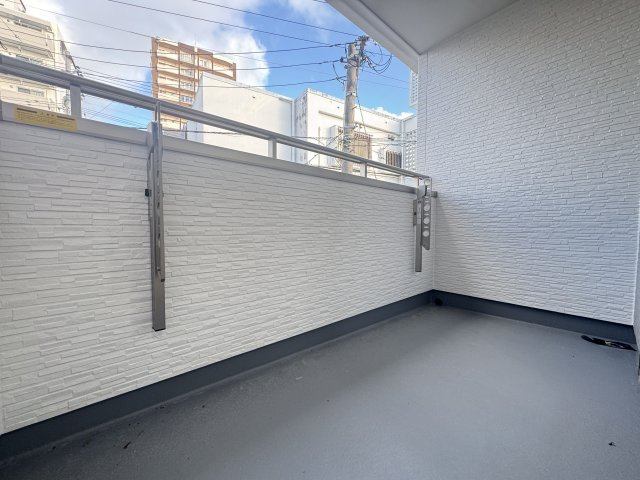 宜野湾市大謝名1丁目（全2棟）ラストA号棟のバルコニー|※同仕様写真です