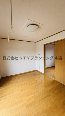 仲介手数料0円！Casa 滝ノ水の洋室