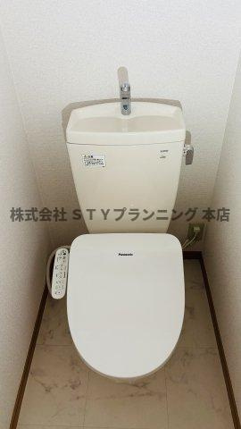 仲介手数料0円！Casa 滝ノ水のトイレ