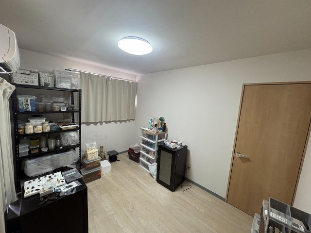福岡市西区今宿町中古一戸建ての洋室