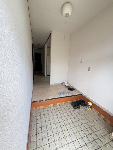 福岡市西区今宿町中古一戸建ての玄関