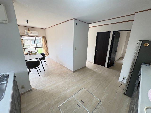 福岡市西区今宿町中古一戸建ての居間・リビング