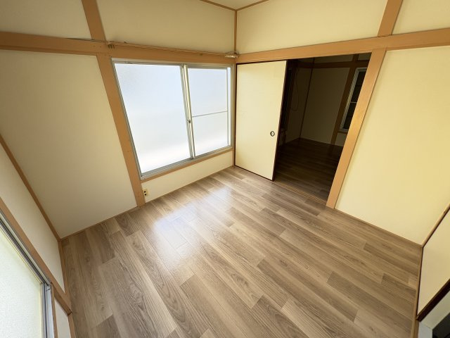 髙橋貸家の居間・リビング