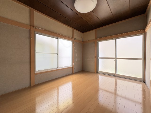 髙橋貸家の洋室