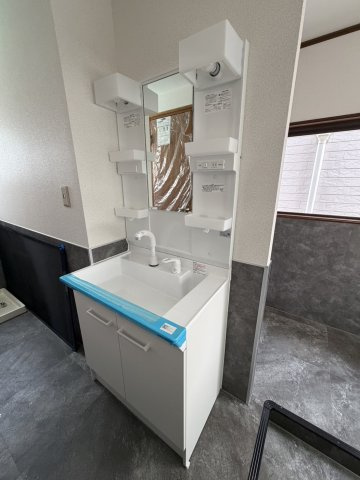 住吉宮町2丁目戸建ての洗面所