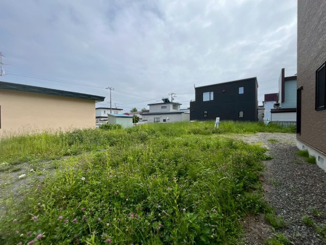 【建築条件付き】愛国東4丁目　売地の外観
