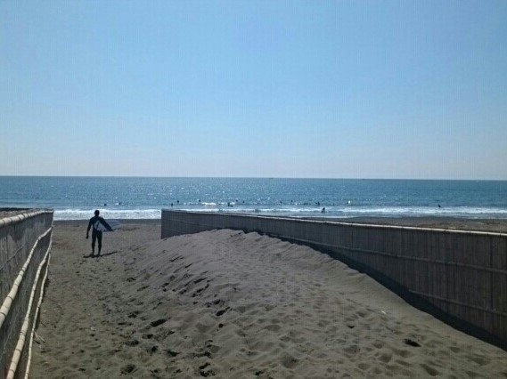 【周辺】 | イースト　コースト | 茅ヶ崎海岸まで590m