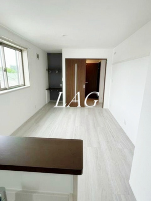 【居間・リビング】 | プレシャスコート | 洋室のお部屋です。