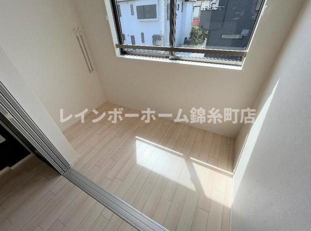 シャルールのその他