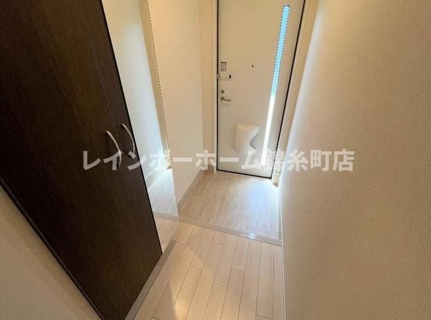 シャルールの玄関