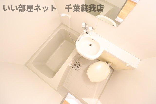 ヴィレッジハウス千葉南の浴室|日々の疲れを癒すお風呂付です