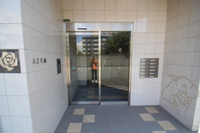 AZ天満のエントランス