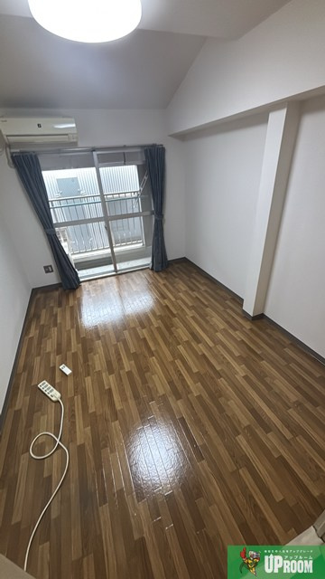 小牧KANEKOビルの内装