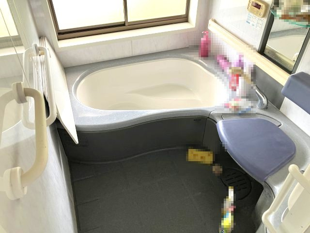 加陽　中古戸建　9DK+Sの浴室