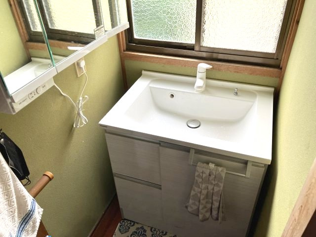 加陽　中古戸建　9DK+Sの独立洗面台