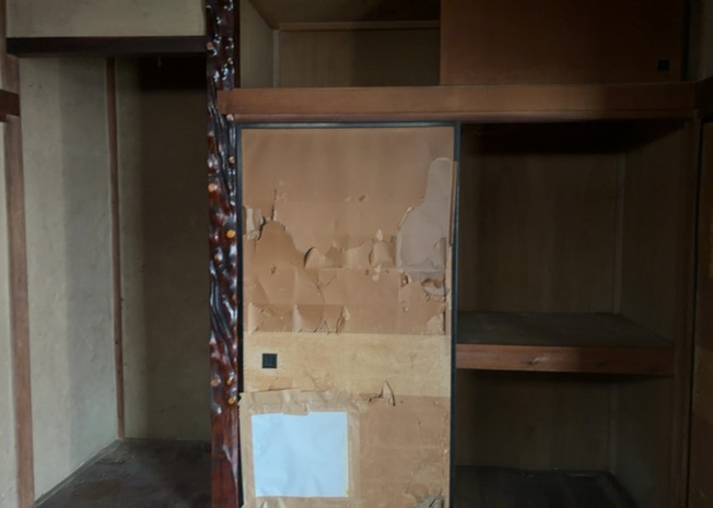 【収納】 | ウォークインクローゼットがあれば、クローゼット内でコーディネートが完成できますし、季節の変わり目に行う衣替えの手間も省けます。また、スーツケースなど大きいものもしまうことができ使い勝手がよいです。