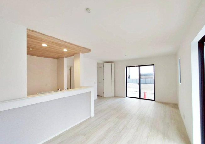 【居間・リビング】 | 平塚市平塚２丁目　全２棟　新築住宅