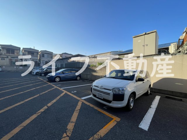 セピア辻井横小路の駐車場|駐車場完備です