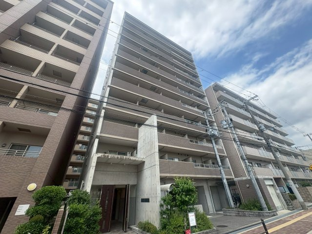 MDI.J　Esaka Courtの外観