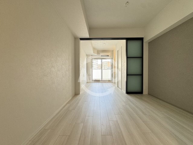 アーバネックス梅田中崎町Ⅱ　扇町小学校区の居間・リビング|アーバネックス梅田中崎町II　リビング