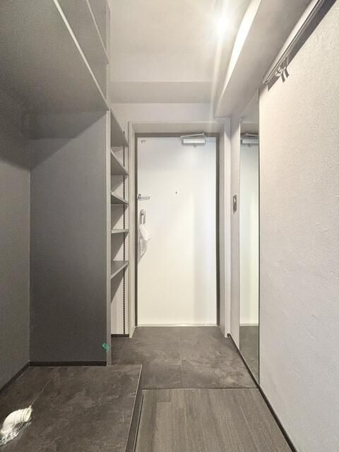 ｔｈｅ　ｔｒｉａｓ　ｋａｓｈｉｗａの玄関|明るい玄関です